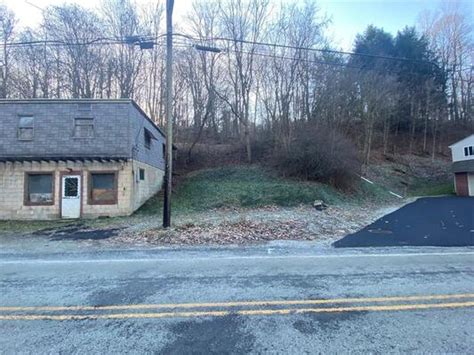 3038 walton rd finleyville pa 15332 See All Public Data Free - Purchased by Zech Buys Land Llc on 11/04/2021 For $8,000 - WALTON RD, FINLEYVILLE, PA 15332 is a single family home that has bedrooms and 0 baths